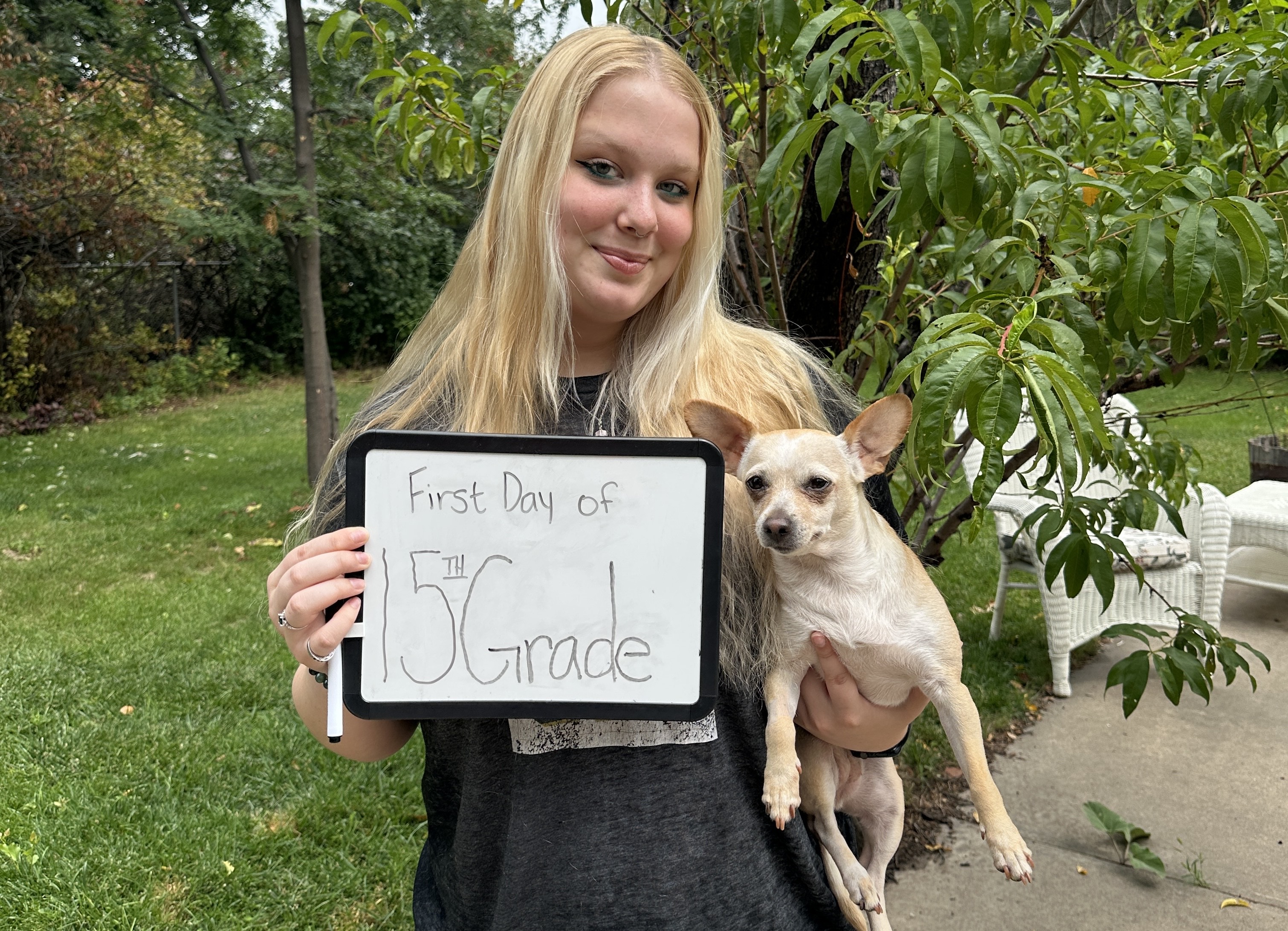 Delainey Jones - Professional Babysitter